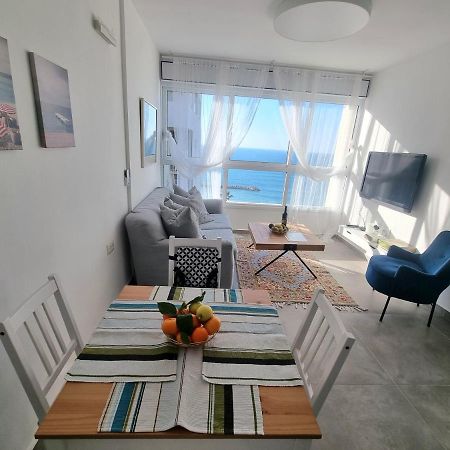 Beautiful 2-Bedroom Sea-View Apartment Netanya Exterior foto
