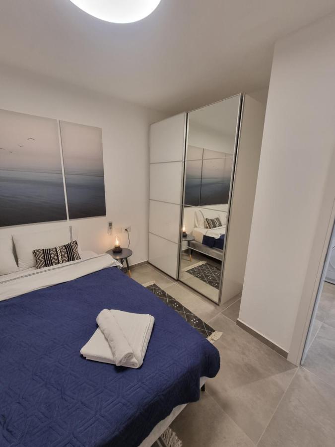 Beautiful 2-Bedroom Sea-View Apartment Netanya Exterior foto