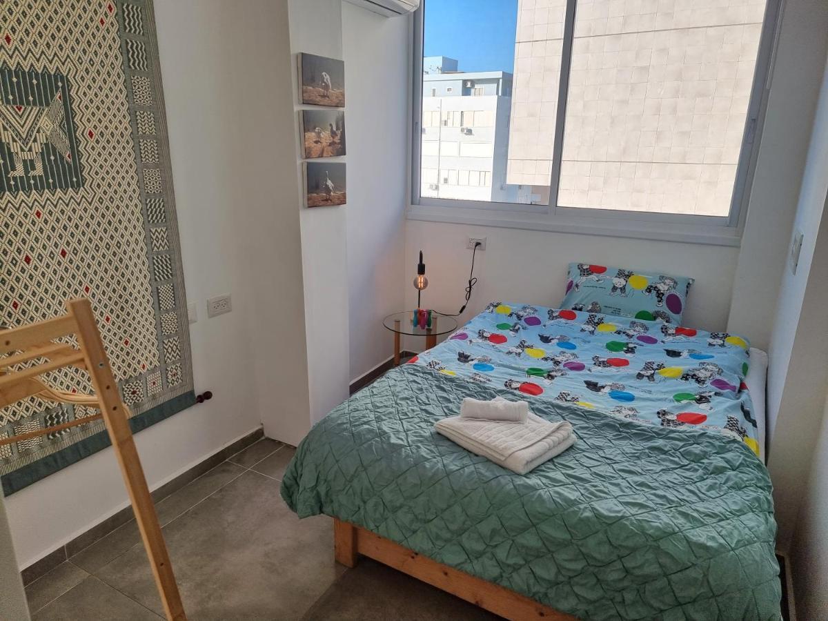 Beautiful 2-Bedroom Sea-View Apartment Netanya Exterior foto